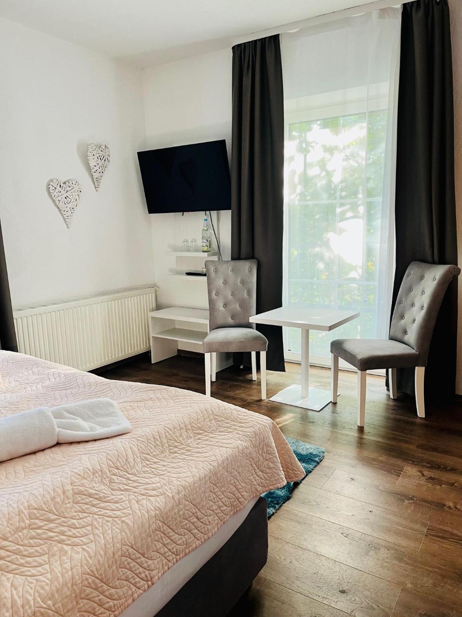 Strandhotel Vier Jahreszeiten 布科 外观 照片