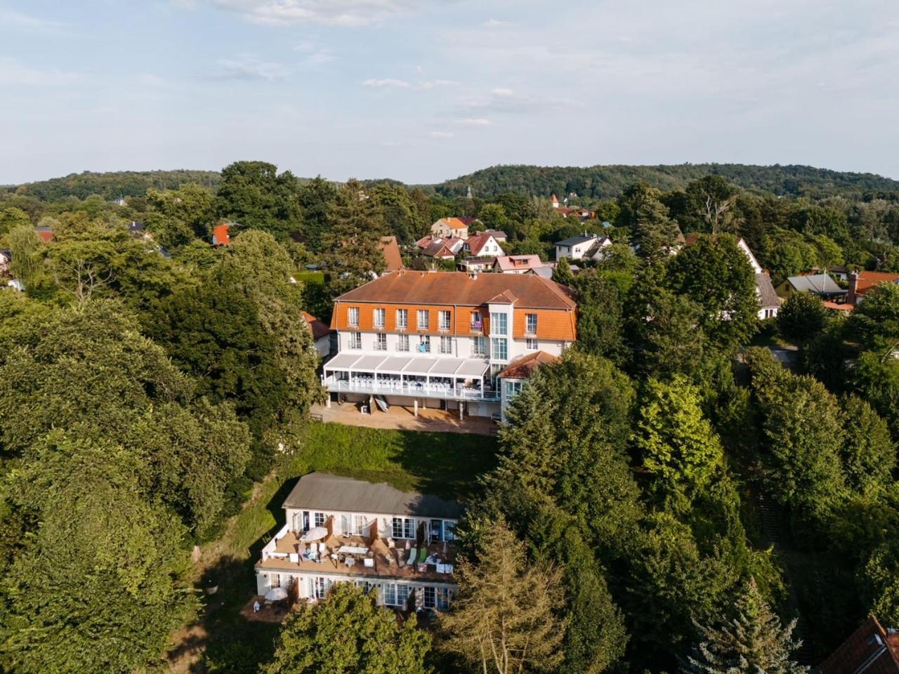 Strandhotel Vier Jahreszeiten 布科 外观 照片